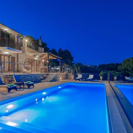 Navagio Hotel *
